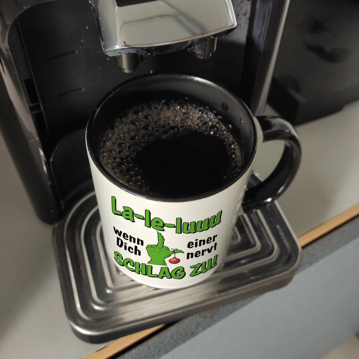 La-le-luuu Kaffeebecher mit Spruch Wenn Dich einer nervt schlag zu
