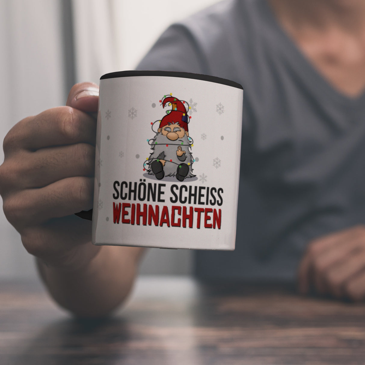 Grimmiger Wichtel Kaffeebecher mit Spruch Schöne scheiß Weihnachten
