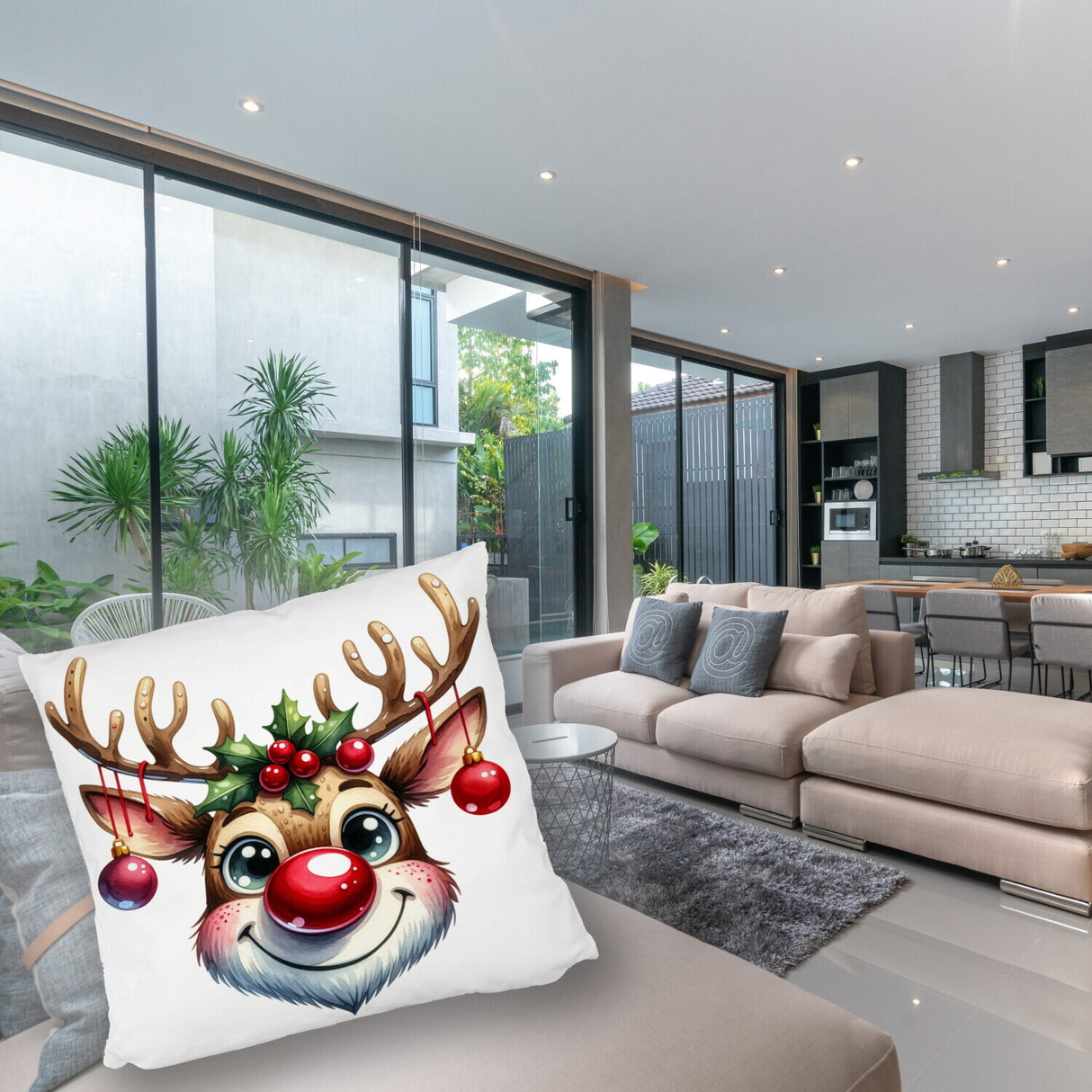 Rentier mit Weihnachtskugeln Kissen