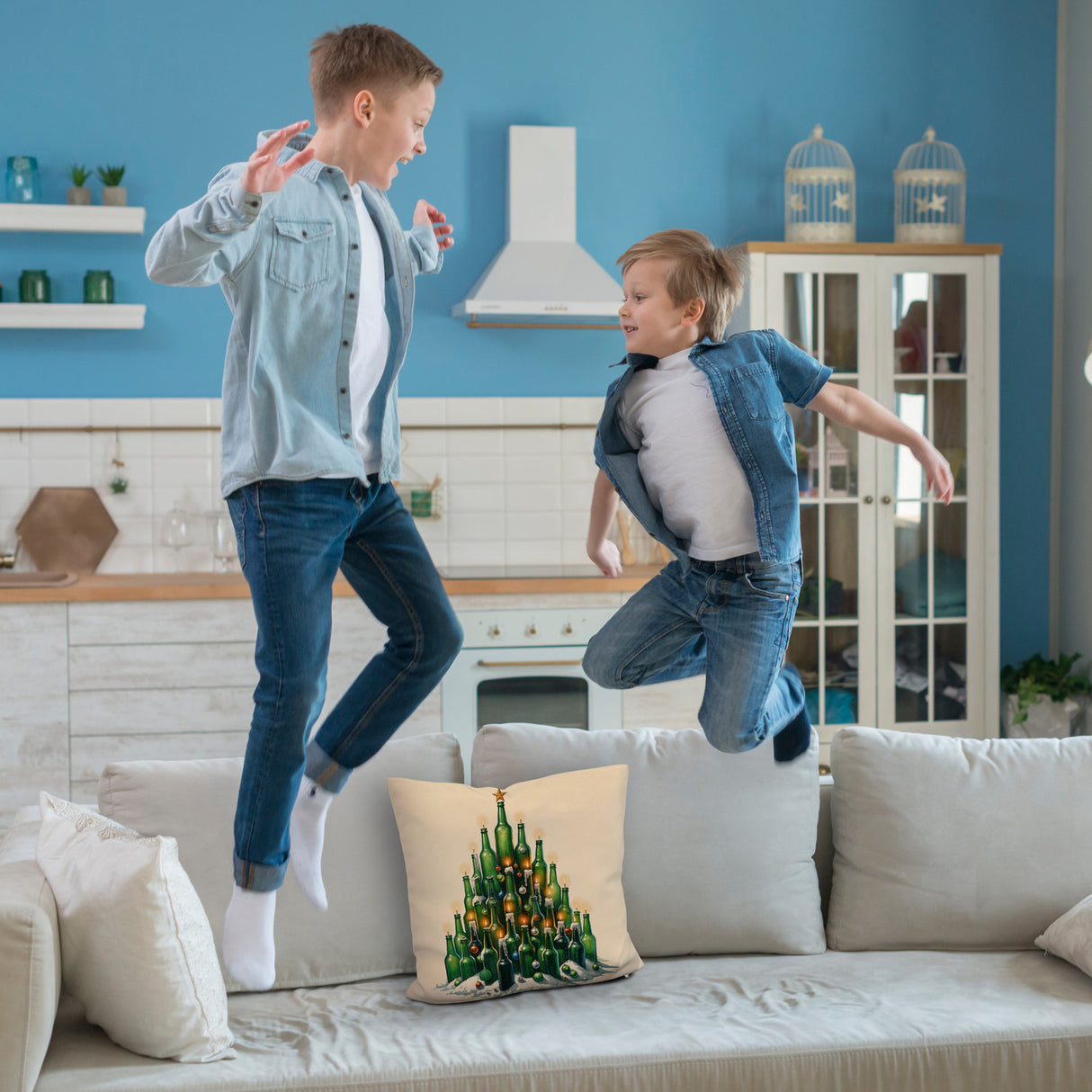 Weihnachtsbaum aus Bierflaschen Kissen