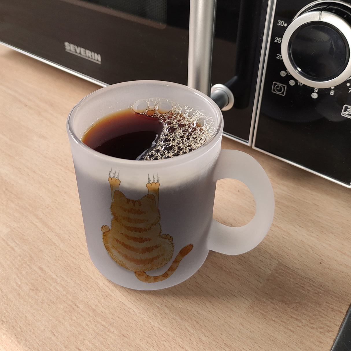 Aggressiver Kater Kaffeebecher