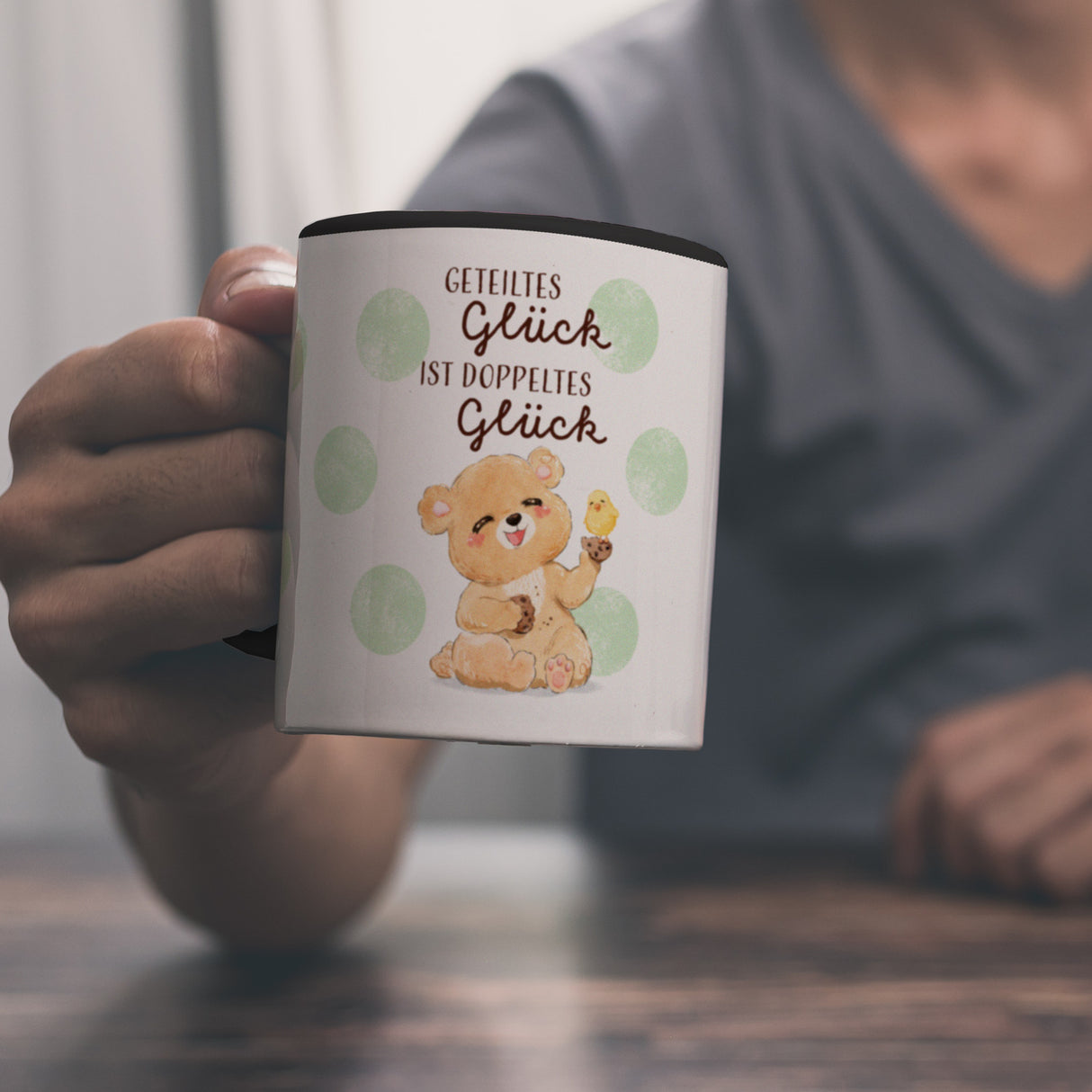 Bär Kaffeebecher mit Spruch Geteiltes Glück ist doppeltes Glück