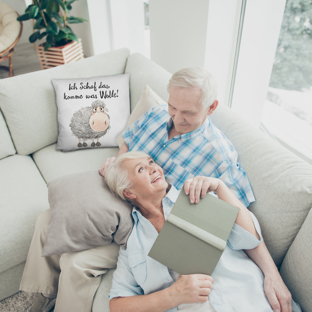 Schaf Kissen mit Spruch Ich Schaf das komme was Wolle