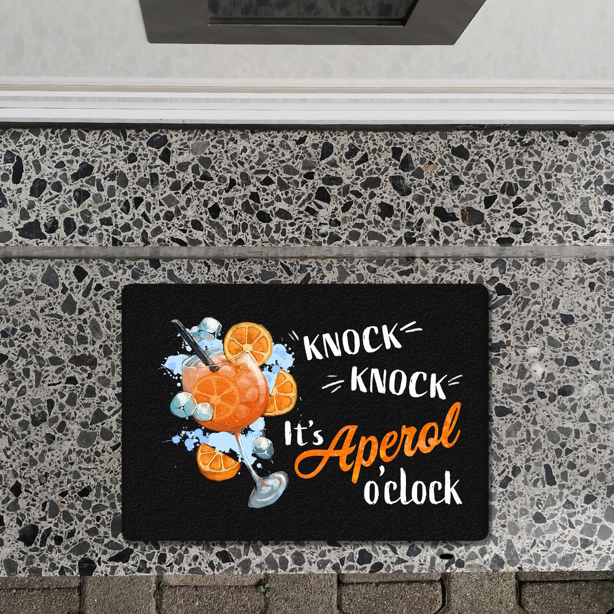 Cocktail Fußmatte in 35x50 cm ohne Rand mit Spruch Knock knock It's Aperol o'clock