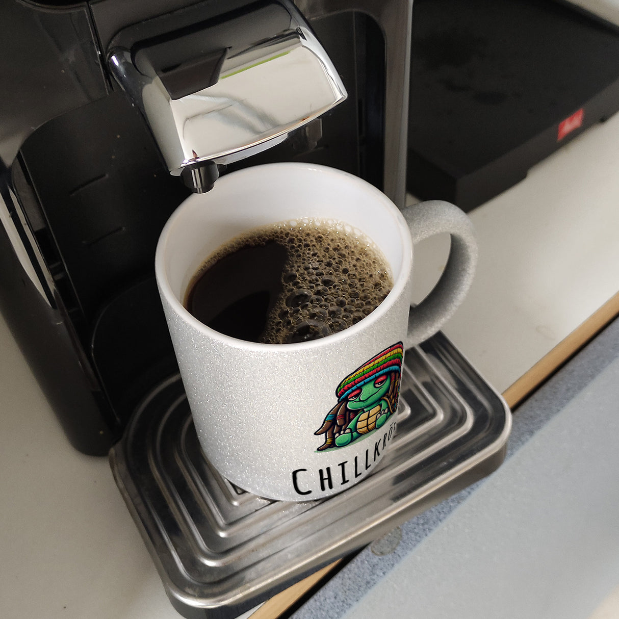 Schildkröte Rastafari Kaffeebecher mit Spruch Chillkröte