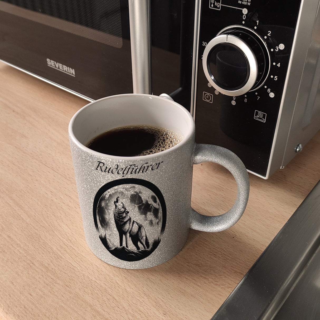Wolf im Mondschein Rudelführer Kaffeebecher