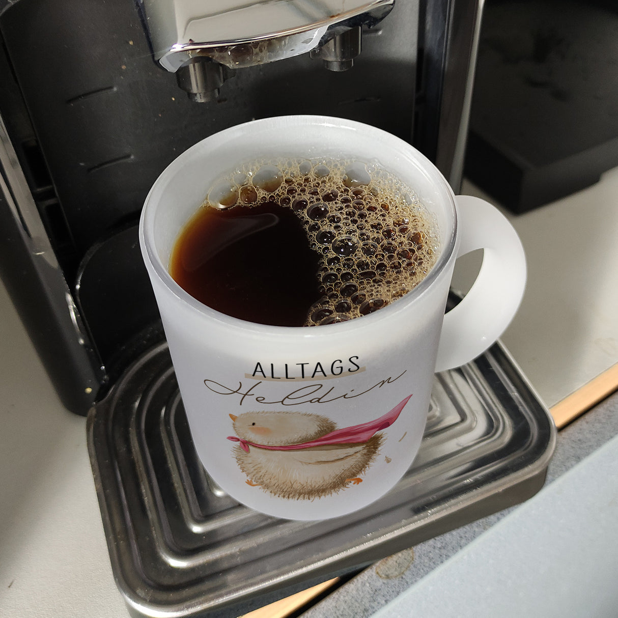 Küken Kaffeebecher mit Spruch Alltagsheldin