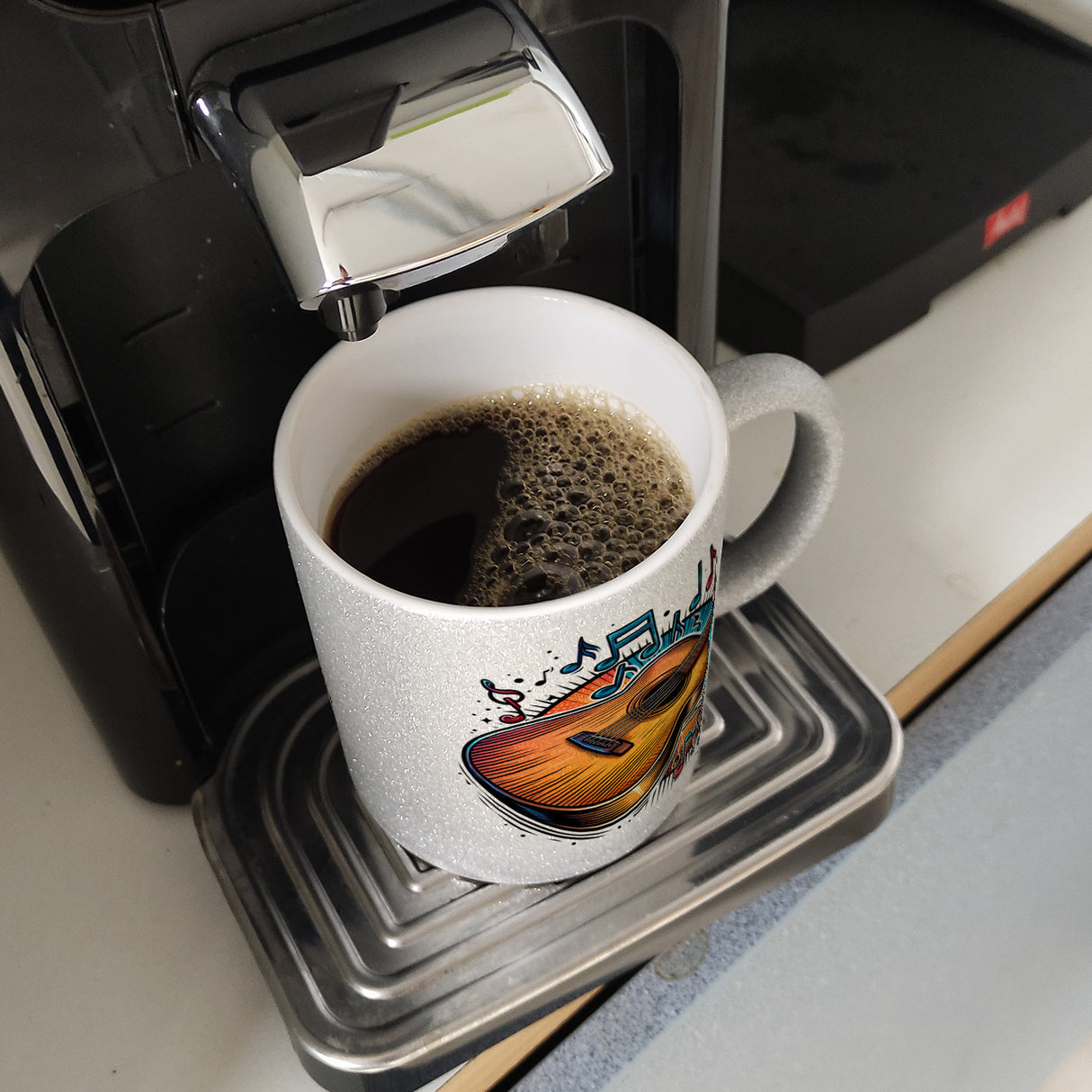 Akustikgitarre Kaffeebecher
