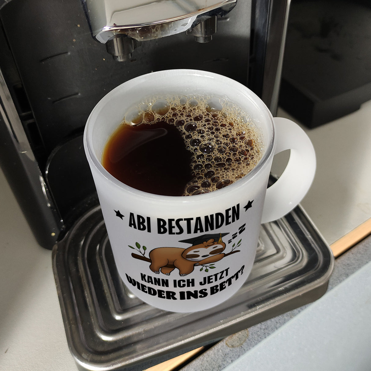 Faultier Abitur Kaffeebecher mit Spruch Abi geschafft zurück ins Bett