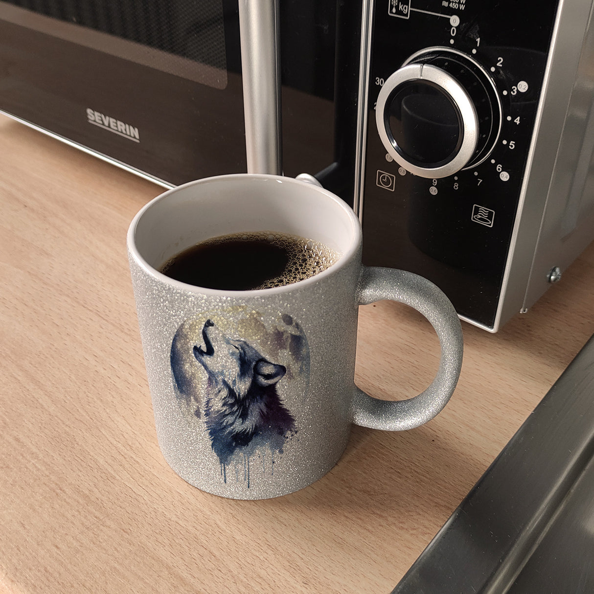 Wolf im Mondschein Kaffeebecher