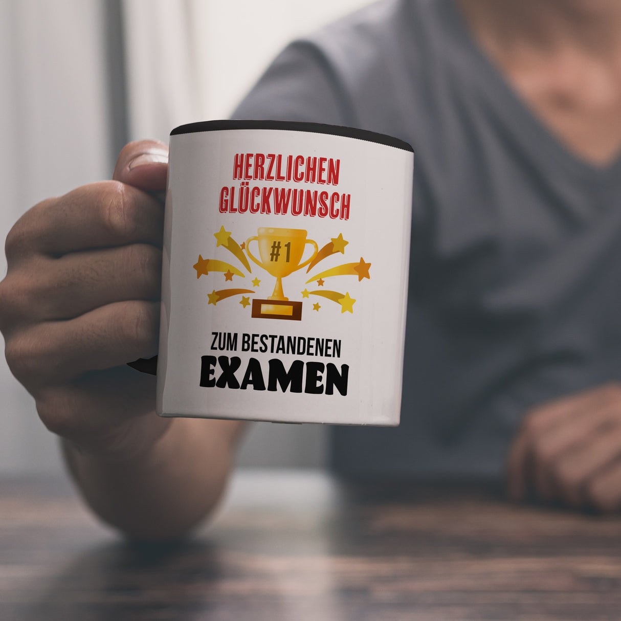 Nummer 1-Pokal Kaffeebecher mit Spruch Glückwunsch zum bestandenen Examen