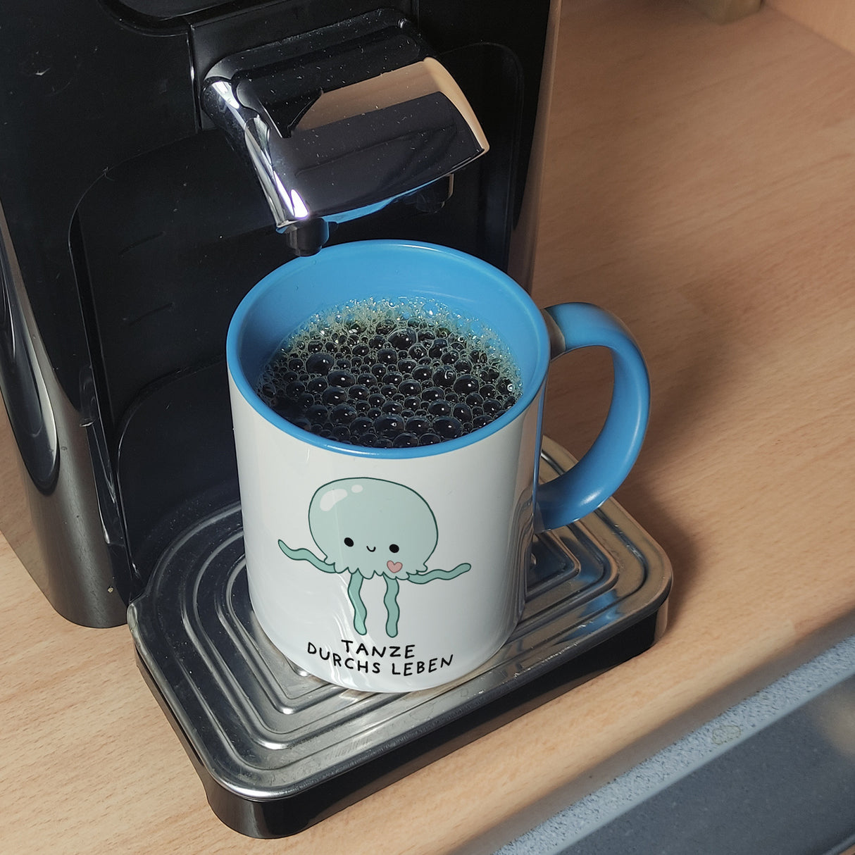 Jelly & Friends Qualle Kaffeebecher mit Spruch Tanze durchs Leben