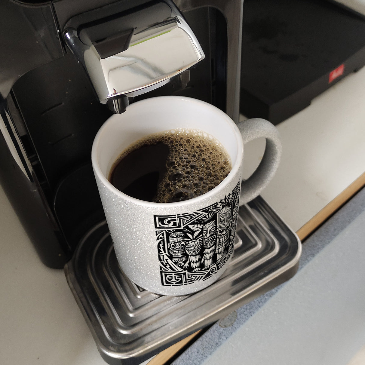 Tiki Figuren Kaffeebecher
