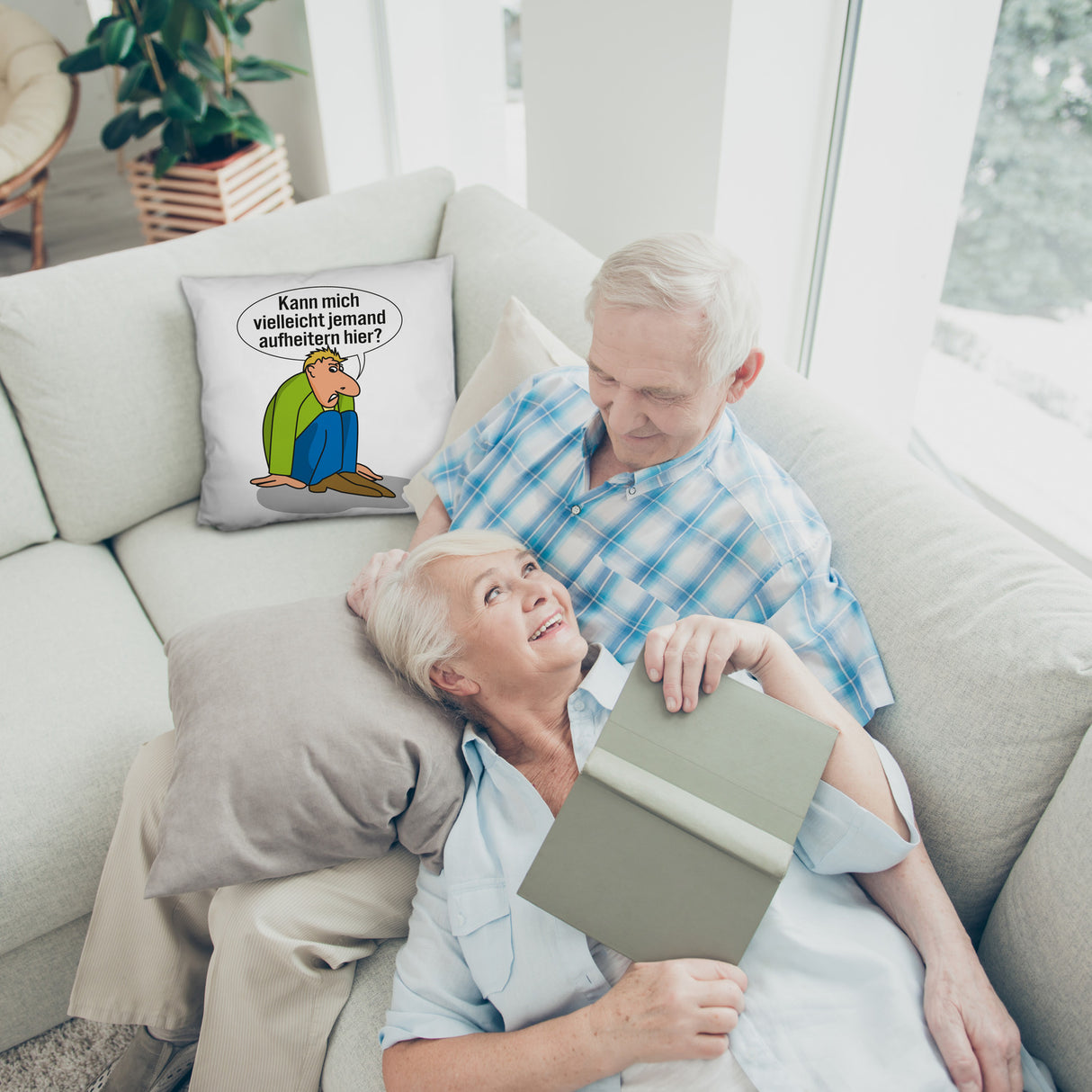 Frust Kissen mit Spruch Suche jemanden der mich aufheitert