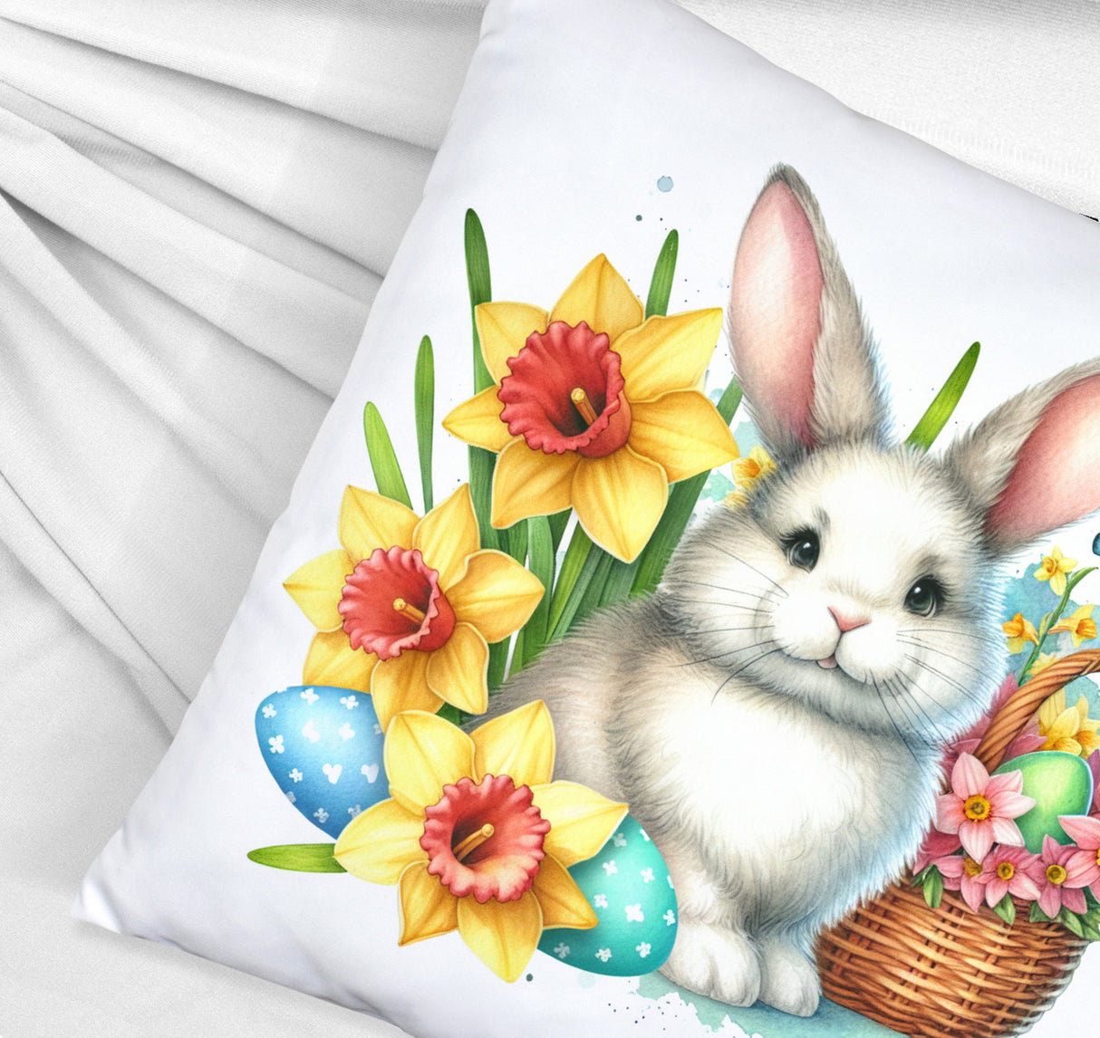 Osterhase neben Osterkorb Kissen