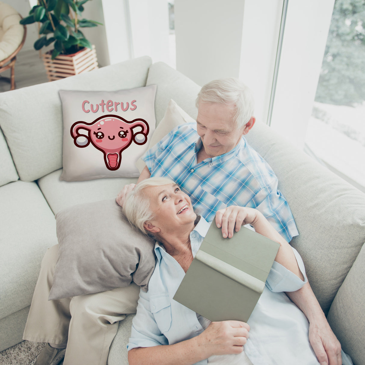 Gebärmutter Kawaii Kissen mit Spruch Cuterus