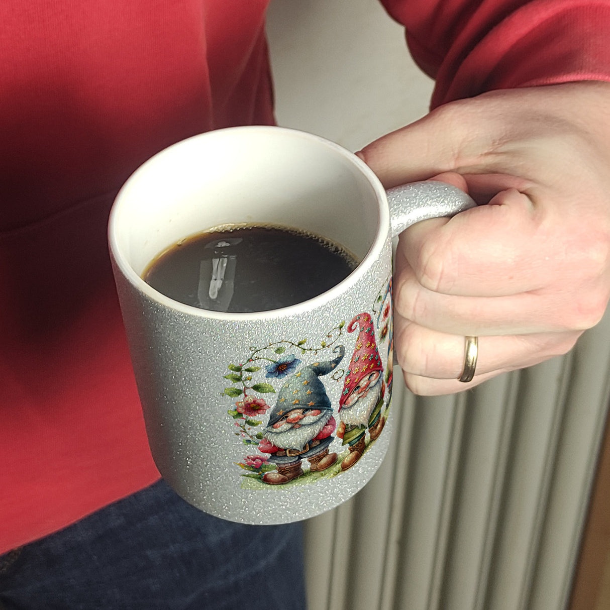 Gartenzwerge mit Blumen Kaffeebecher