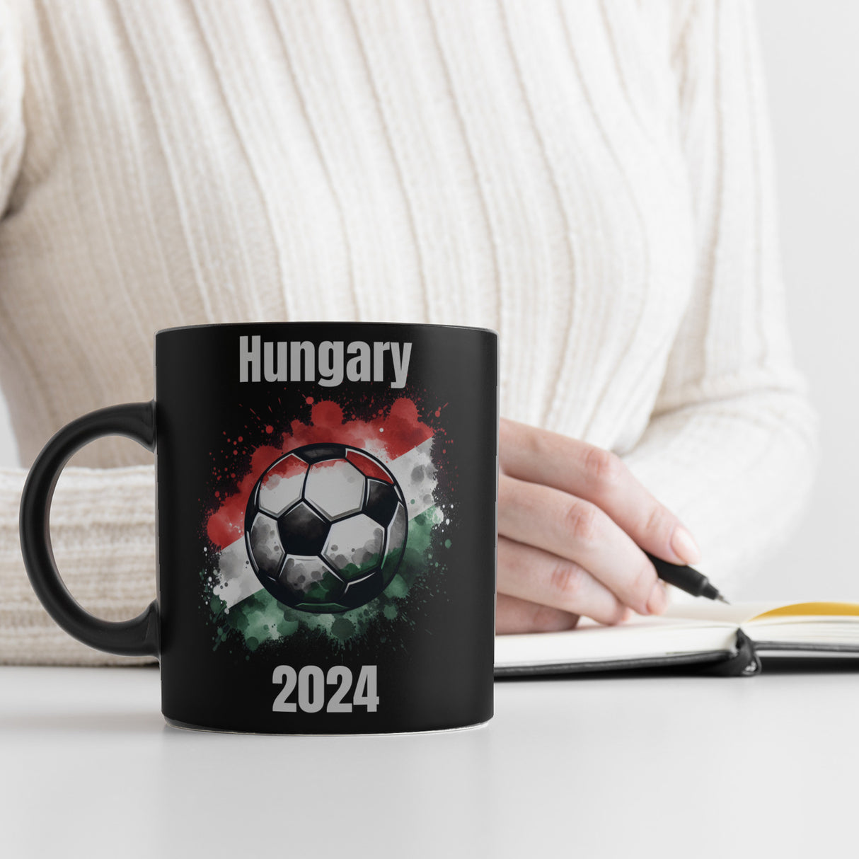 Fußball Ungarn Flagge Tasse in Schwarz