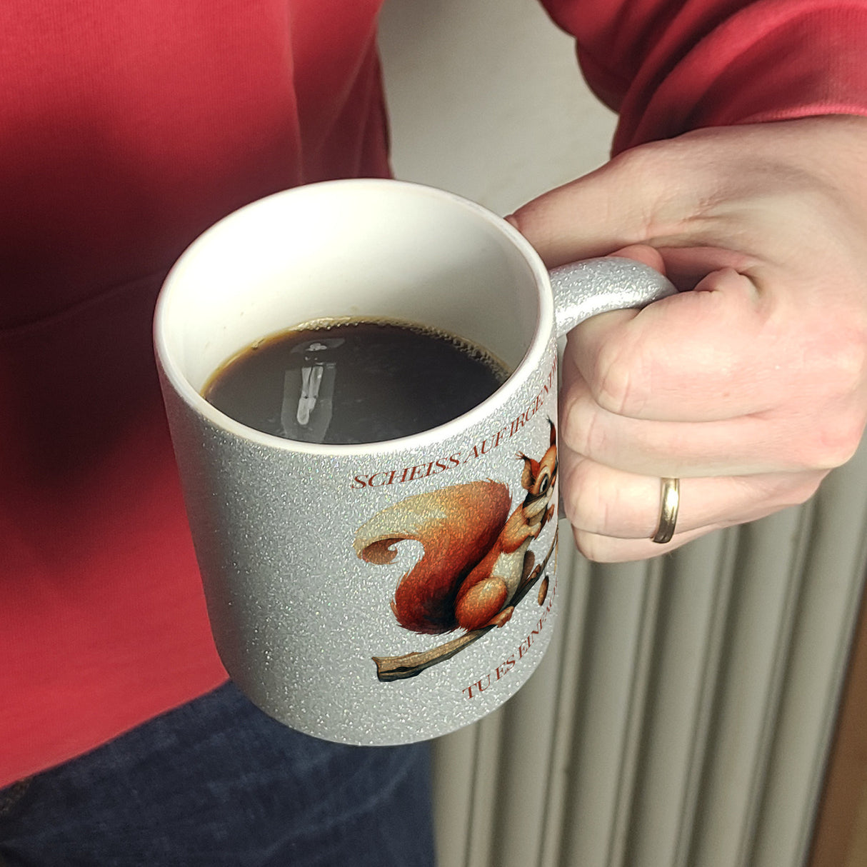 Eichhörnchen Kaffeebecher mit Spruch Scheiss auf irgendwann Tu es einfach