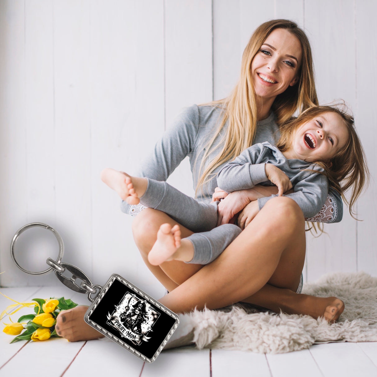 Piratenbraut mit Säbel Schlüsselanhänger mit Spruch Pirate Mom