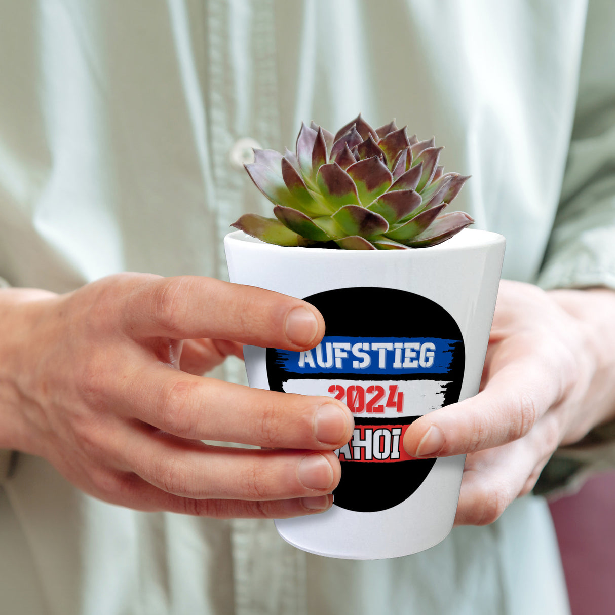 Kiel Aufstieg 2024 Blumentopf mit Spruch Ahoi