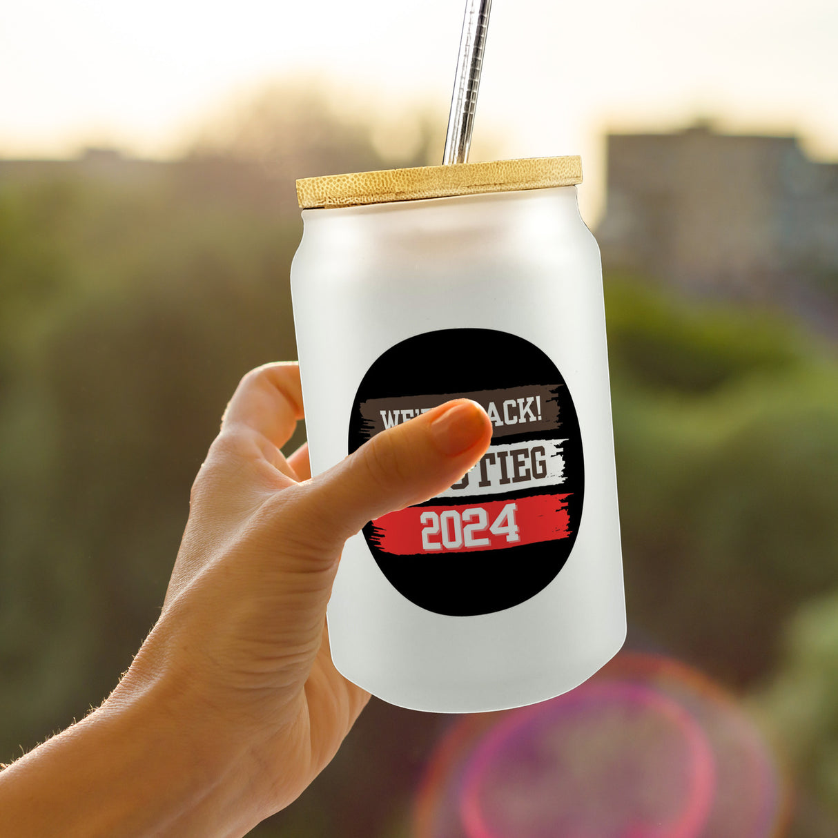 St. Pauli Aufstieg 2024 Trinkglas mit Bambusdeckel mit Spruch We're back