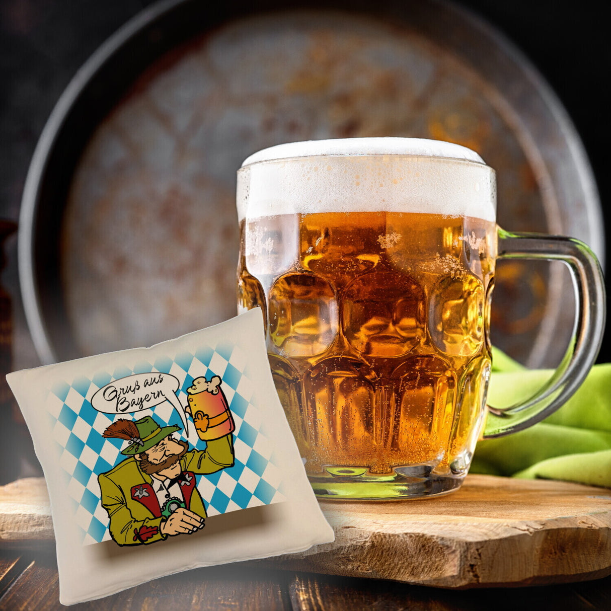 Bayer mit Maß Bier Kissen mit Spruch Gruß aus Bayern