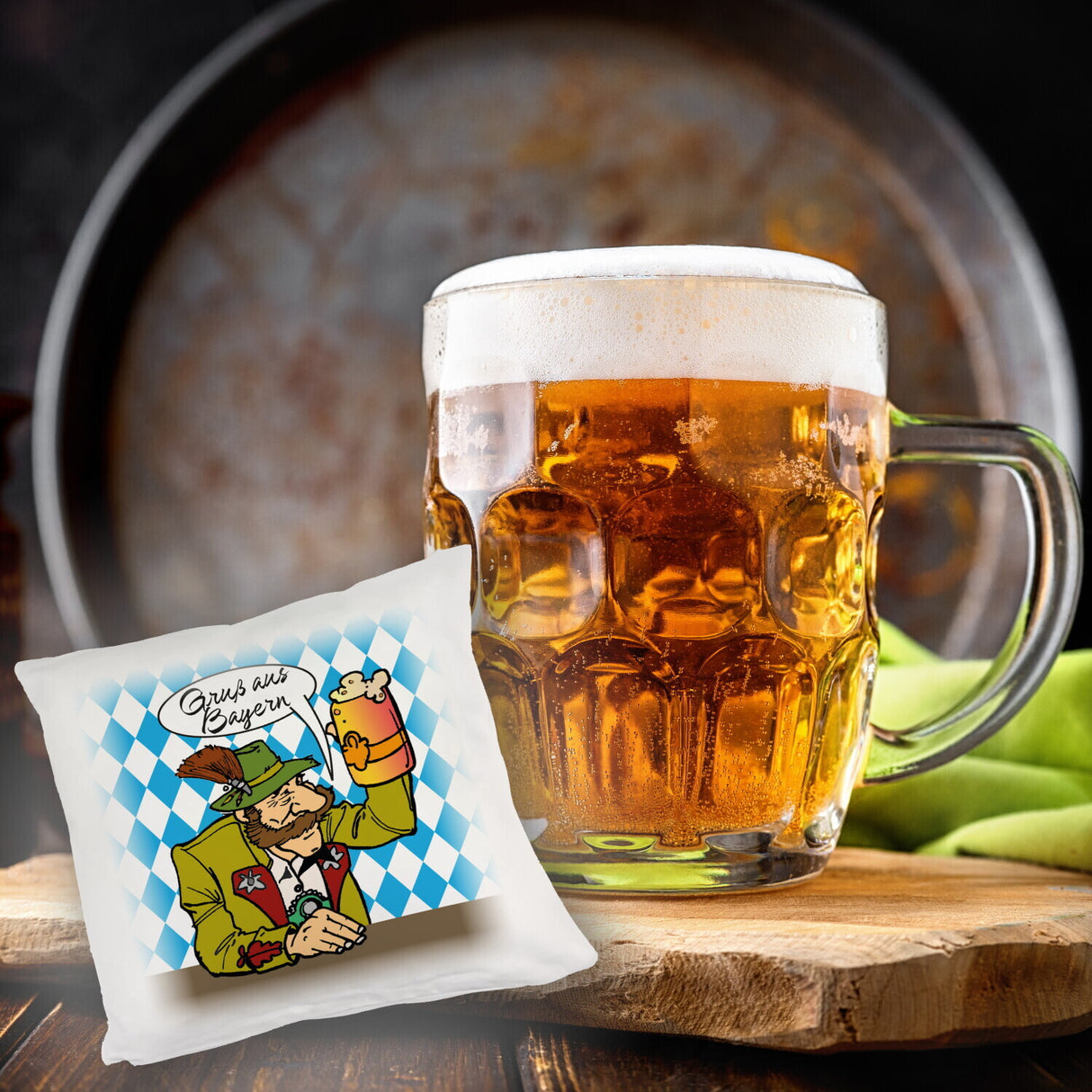 Bayer mit Maß Bier Kissen mit Spruch Gruß aus Bayern