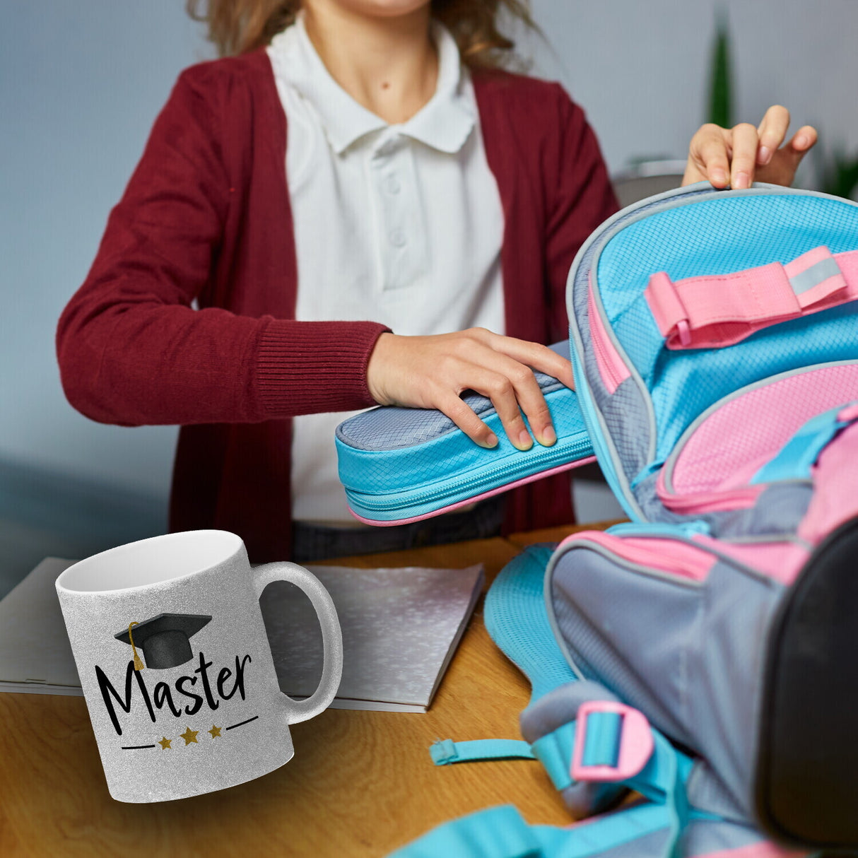 Master bestanden Kaffeebecher mit Masterhut