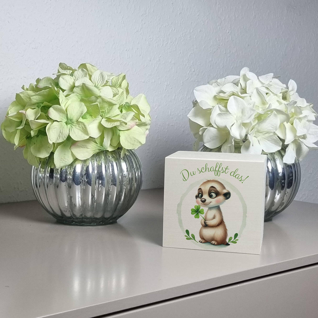 Erdmännchen mit Kleeblatt Spardose mit Spruch Du schaffst das
