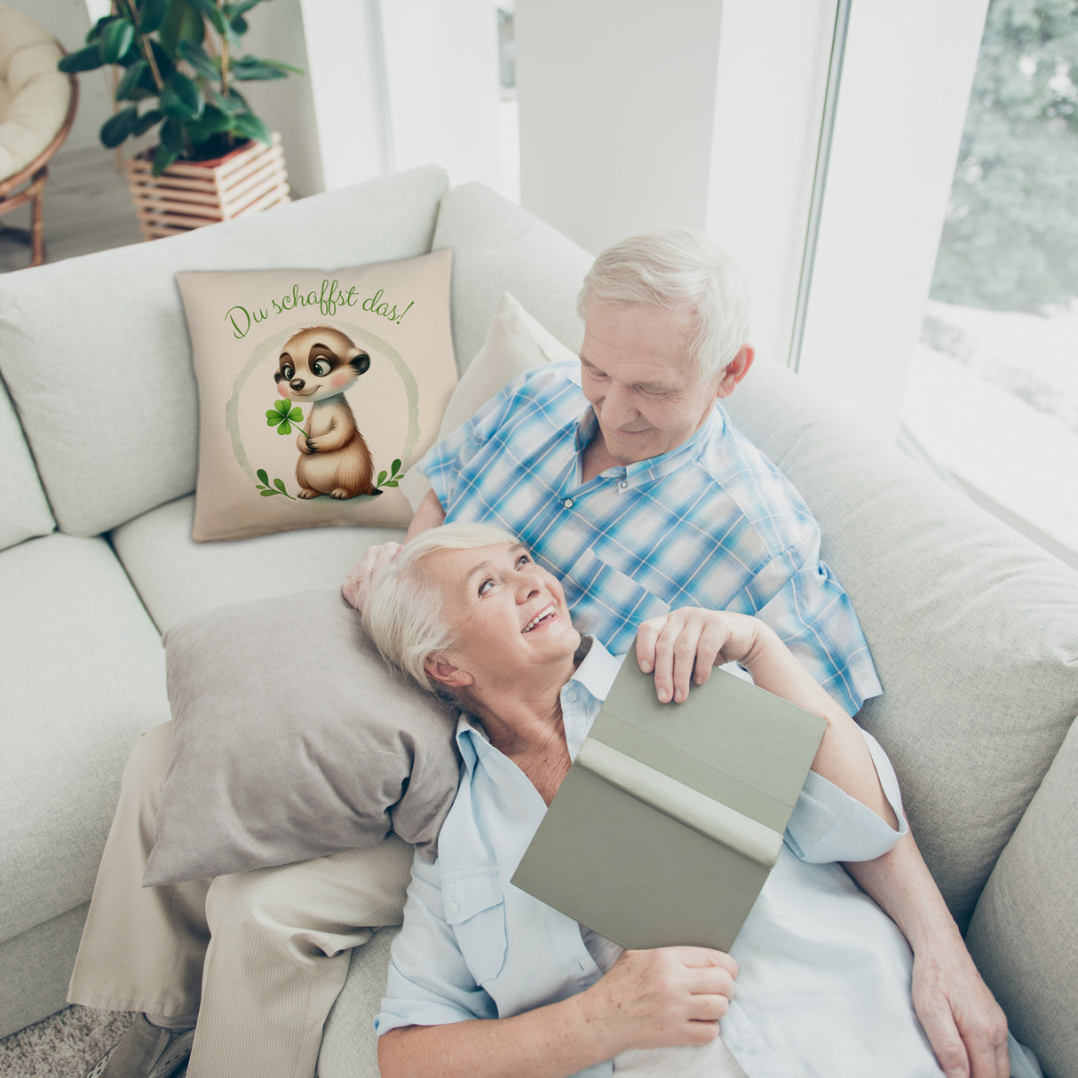 Erdmännchen mit Kleeblatt Kissen mit Spruch Du schaffst das