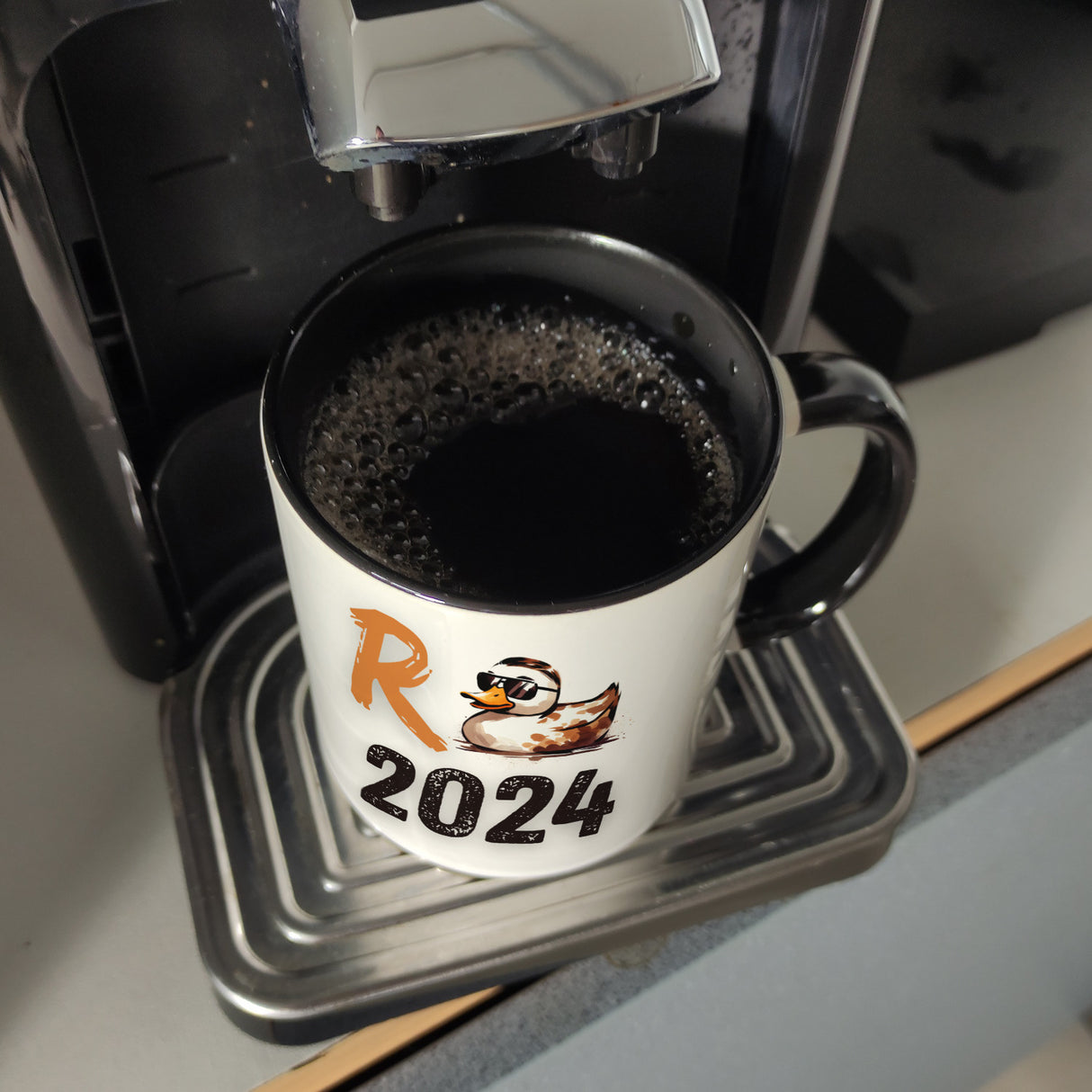 Ente mit Sonnenbrille Kaffeebecher mit Spruch Rente 2024
