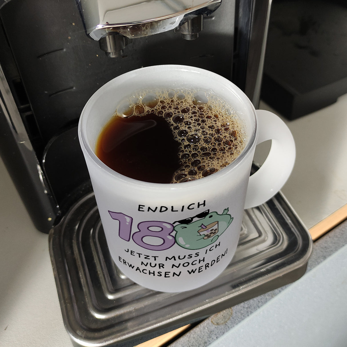 Jelly & Friends Frosch Kaffeebecher mit Spruch Endlich 18 nun erwachsen werden