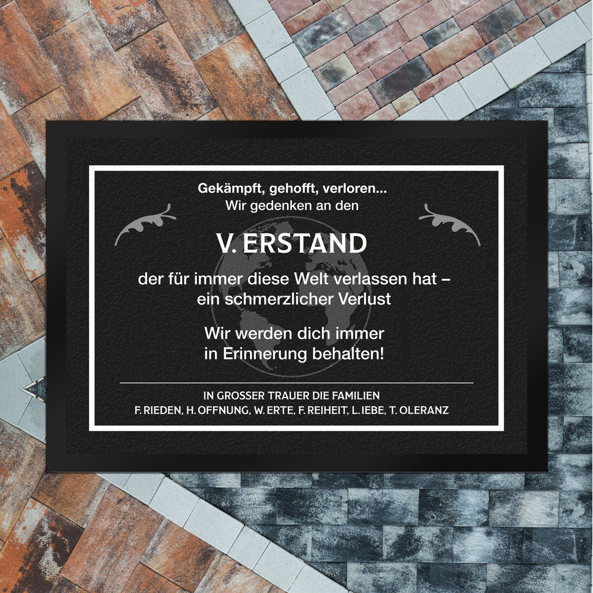 Witzige Fußmatte in 35x50 cm mit Weltkugel und Trauersymbolen