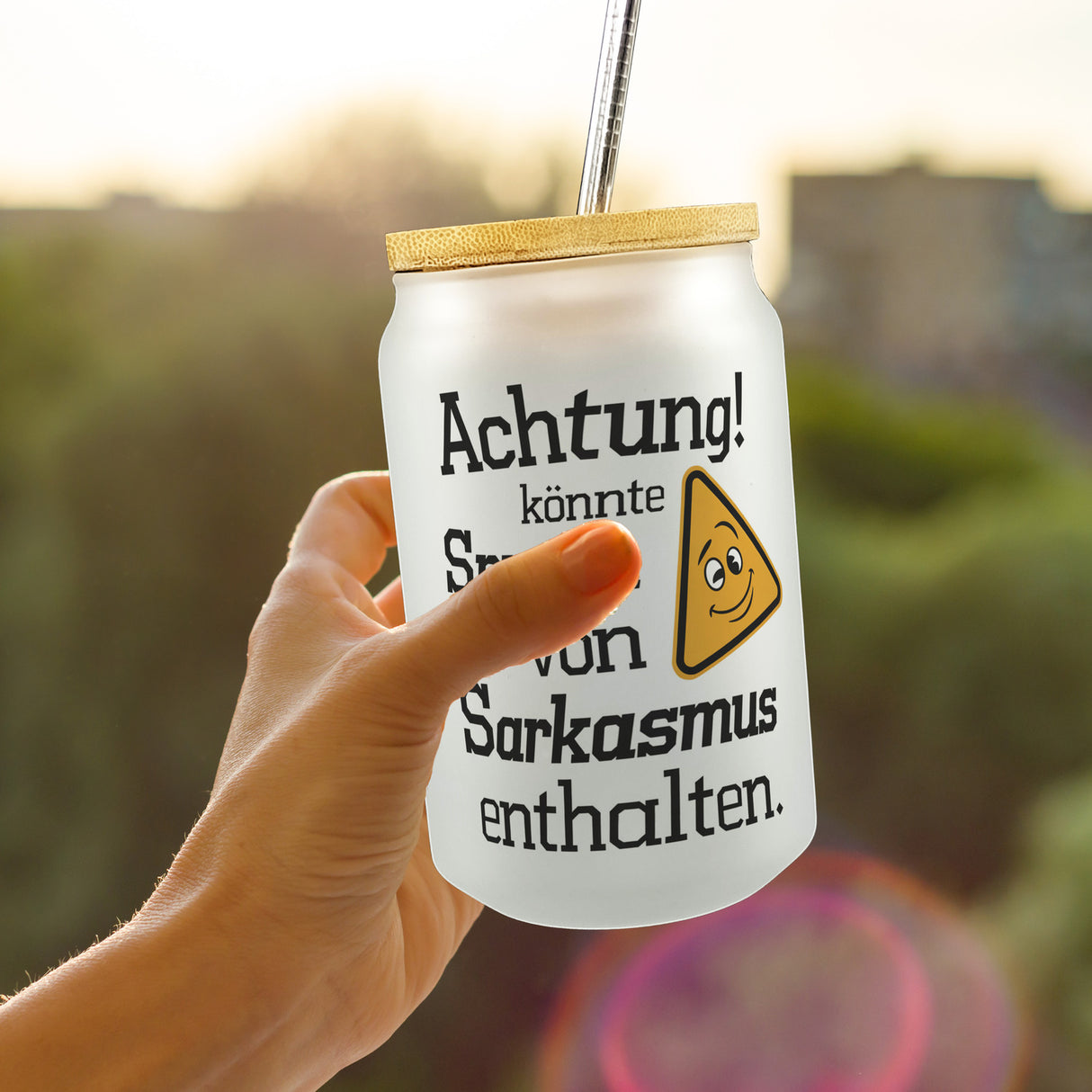 Sarkasmus Warnung Trinkglas mit Bambusdeckel Achtung kann Spuren enthalten