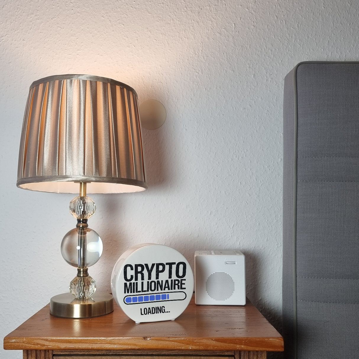 Crypto Millionaire Spardose mit Ladebalken Design