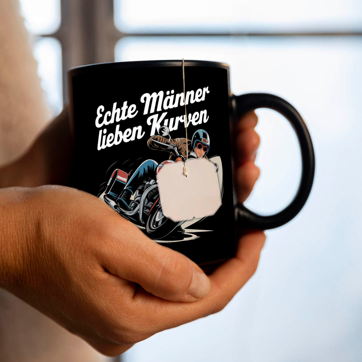 Echte Männer lieben Kurven Tasse mit Retro Biker