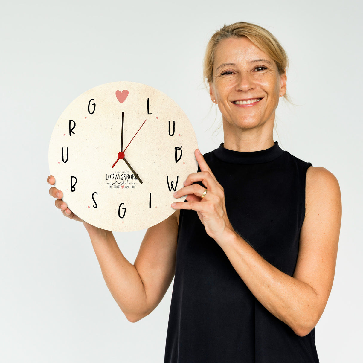 Ludwigsburg Wanduhr mit Spruch Eine Stadt - Eine Liebe