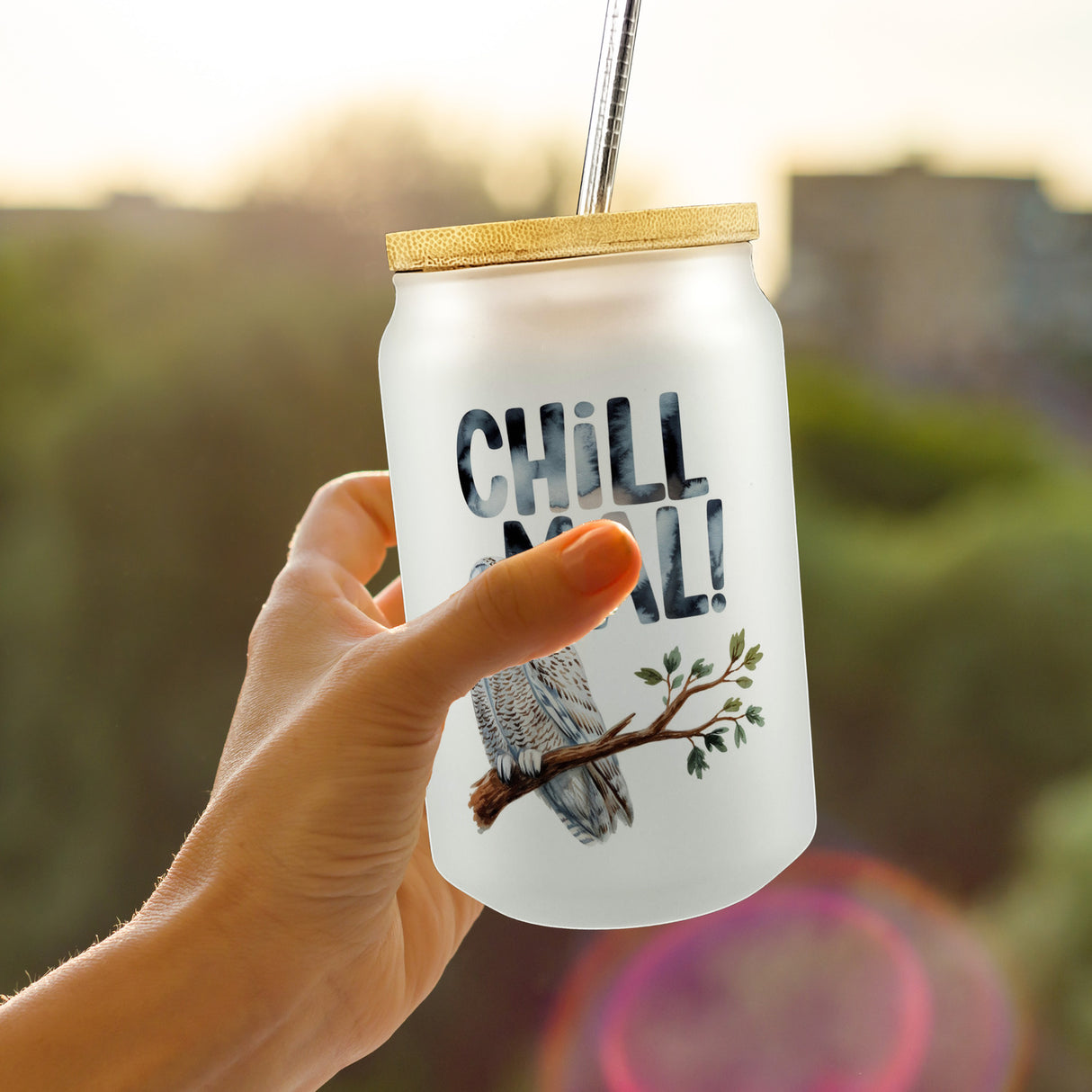 Entspannte Schneeeule Chill mal Trinkglas mit Bambusdeckel