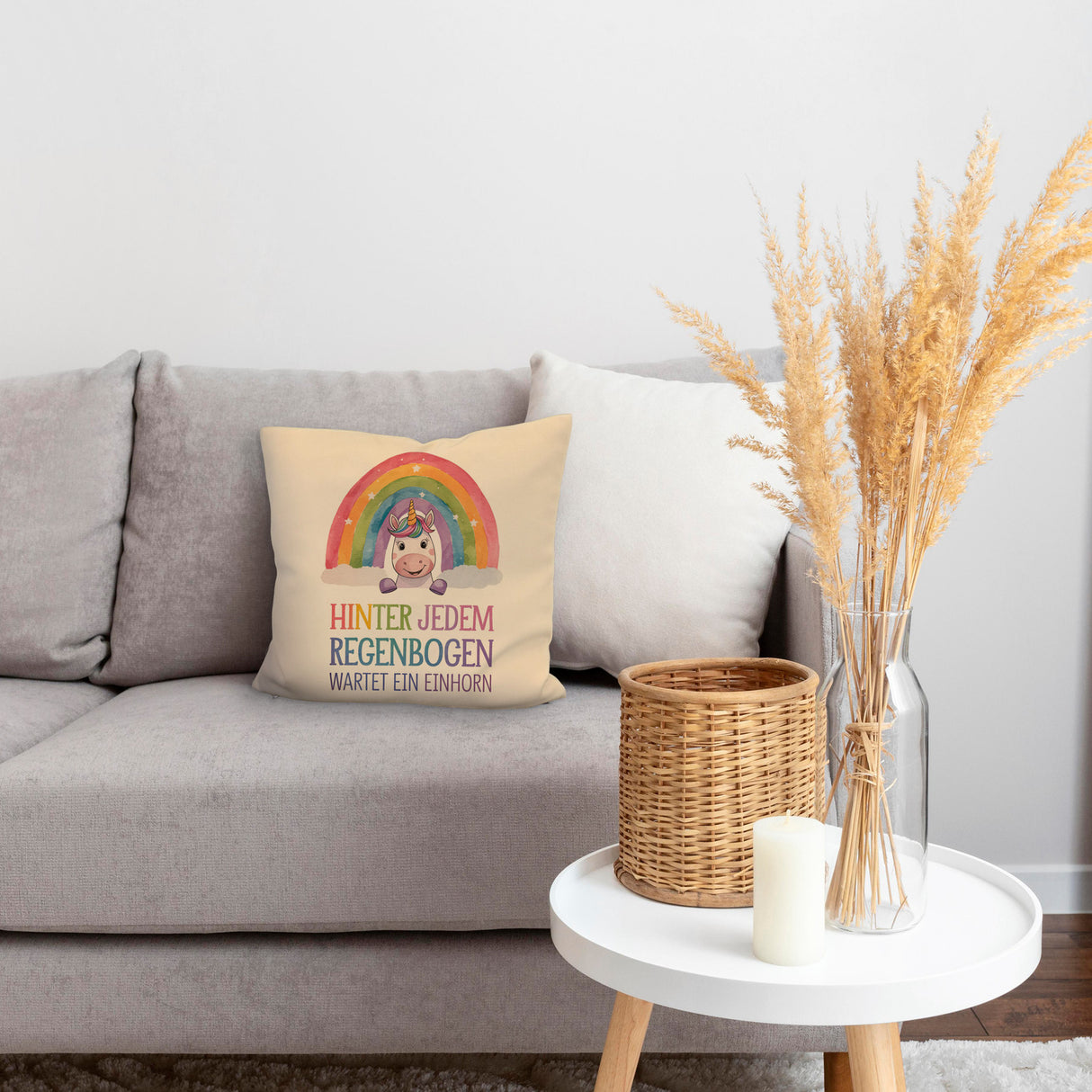 Lächelndes Einhorn Kissen Hinter jedem Regenbogen