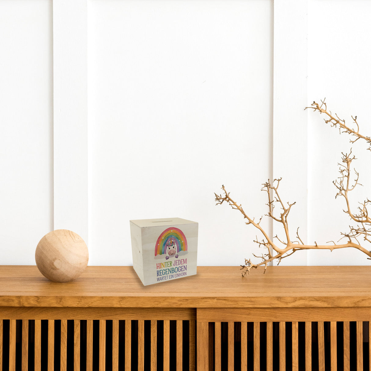 Lächelndes Einhorn Spardose Hinter jedem Regenbogen