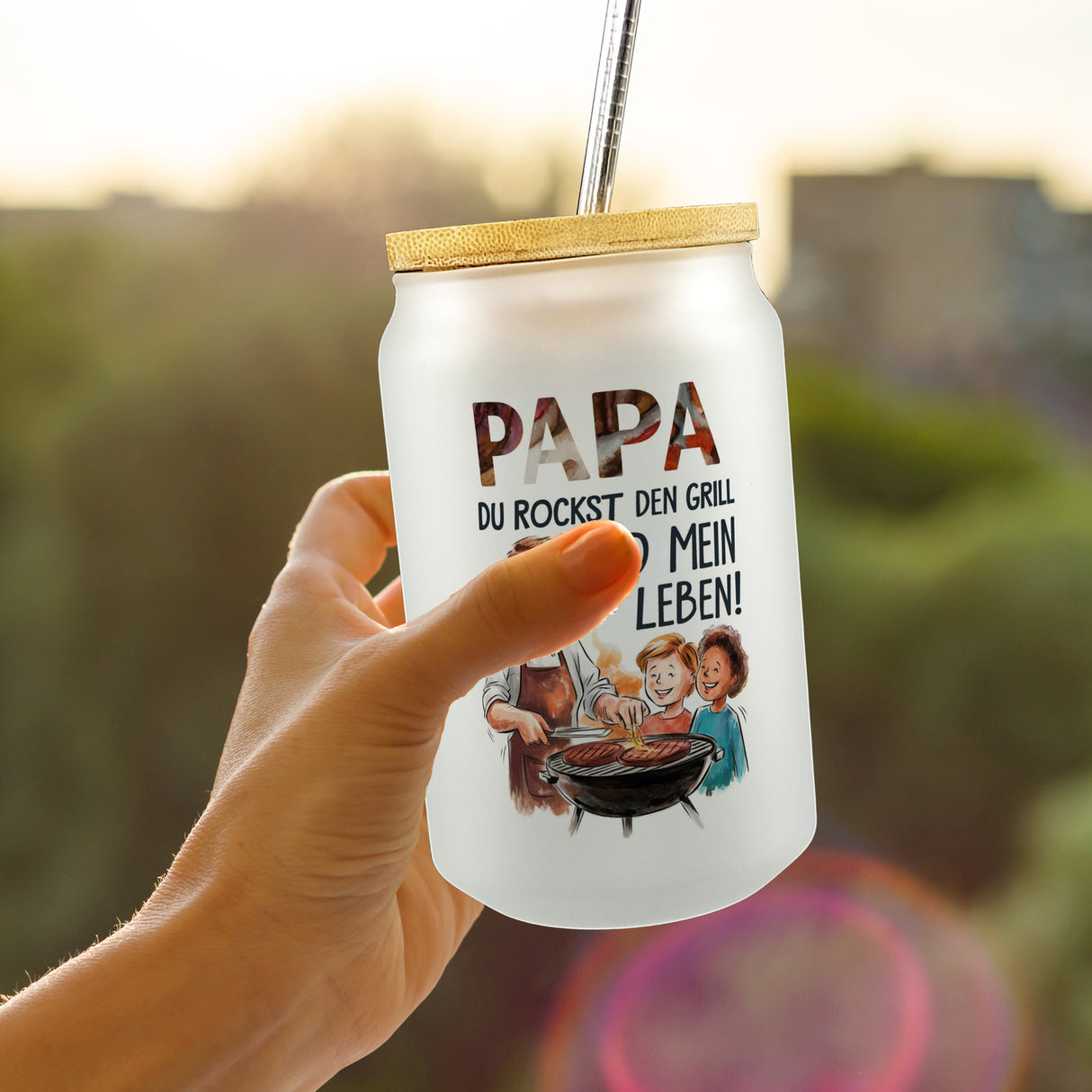 Grillender Vater Papa rockt Trinkglas mit Bambusdeckel