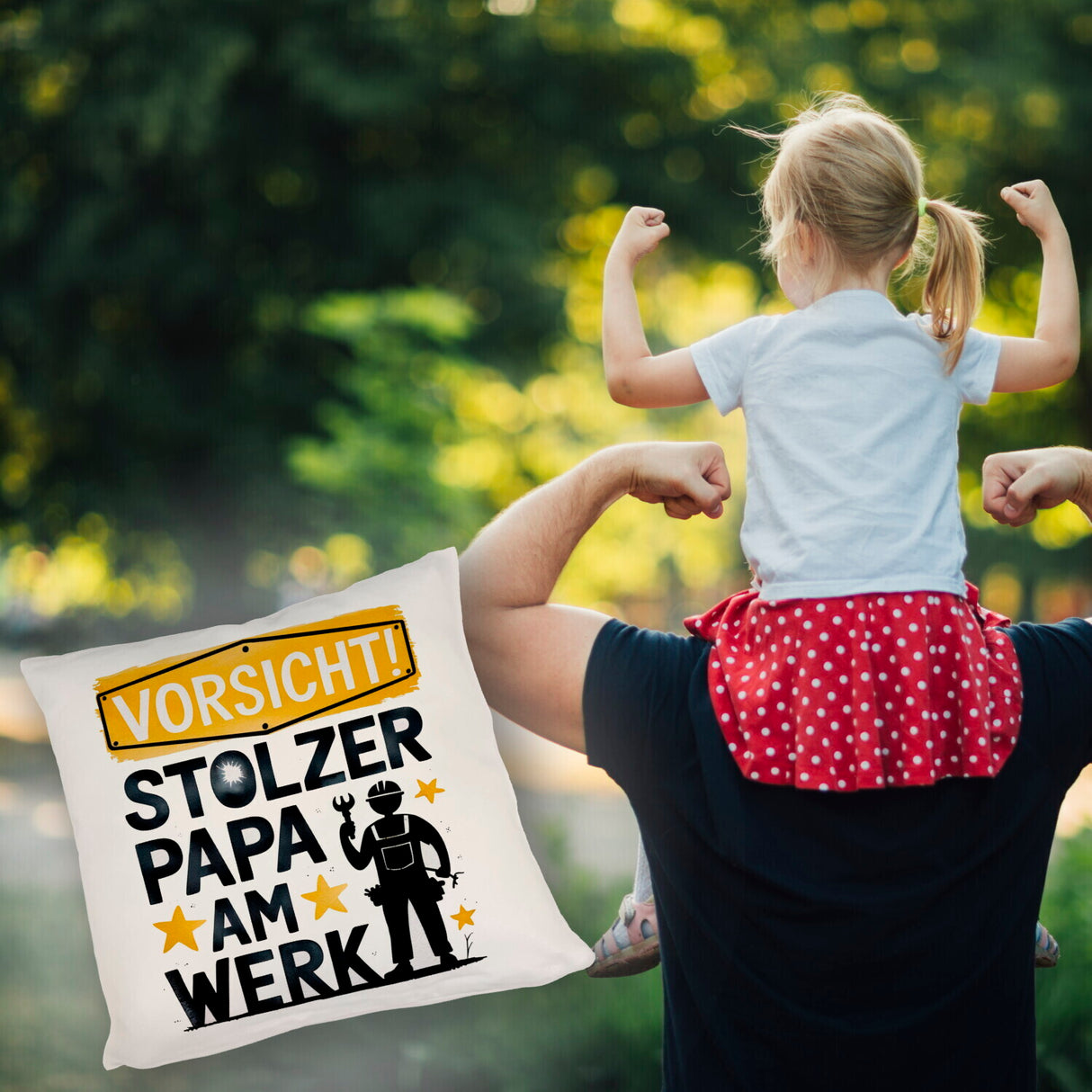 Vorsicht! Stolzer Papa am Werk Kissen