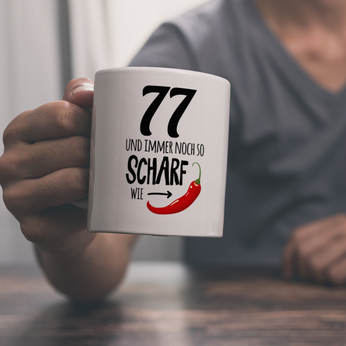 77 und immer noch so scharf wie Chili