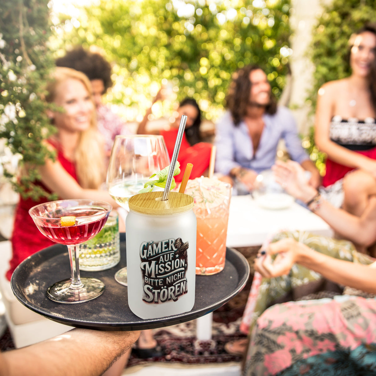 Gamer auf Mission Trinkglas mit Bambusdeckel Bitte nicht stören