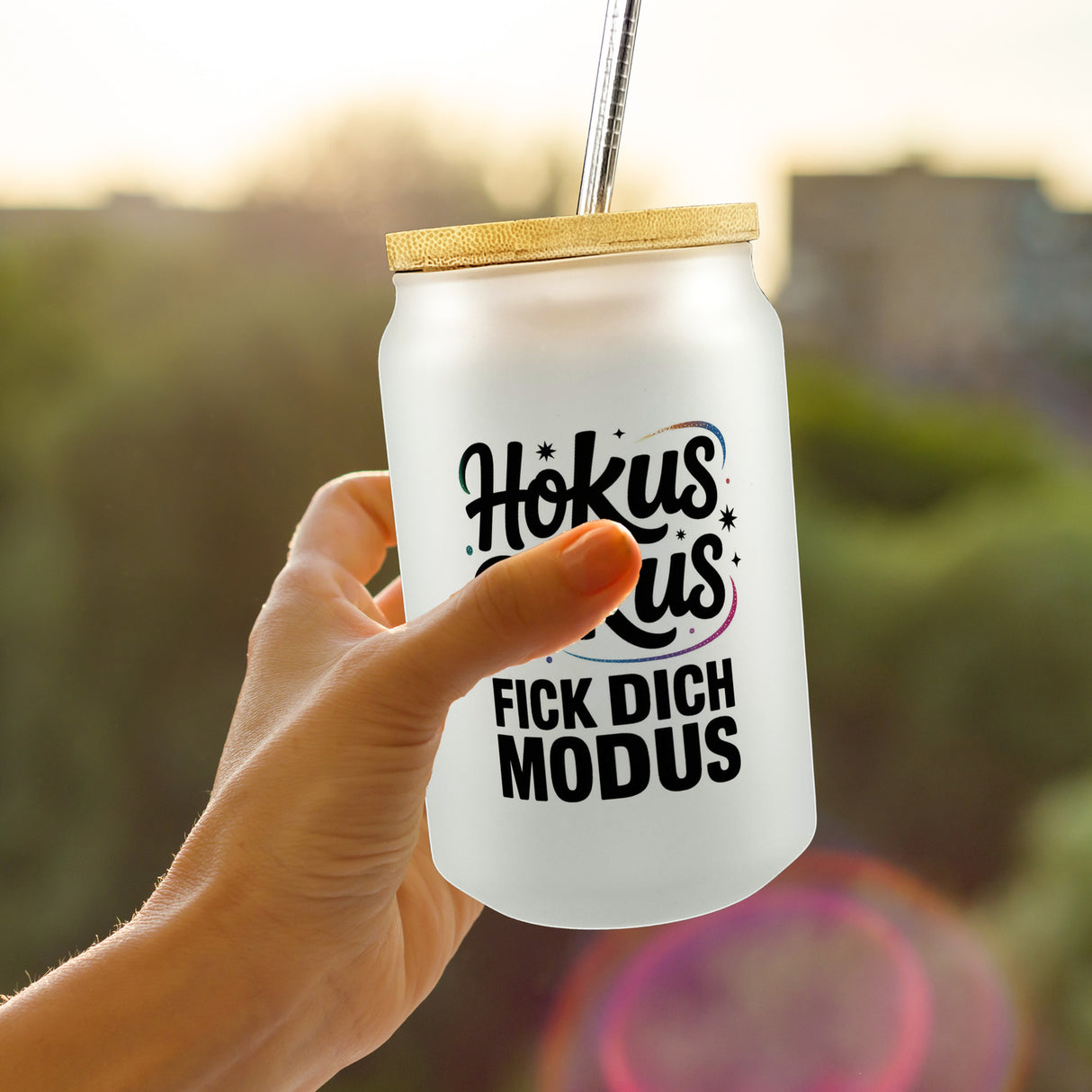 Hokus Pokus Trinkglas mit Bambusdeckel mit frechem Spruch