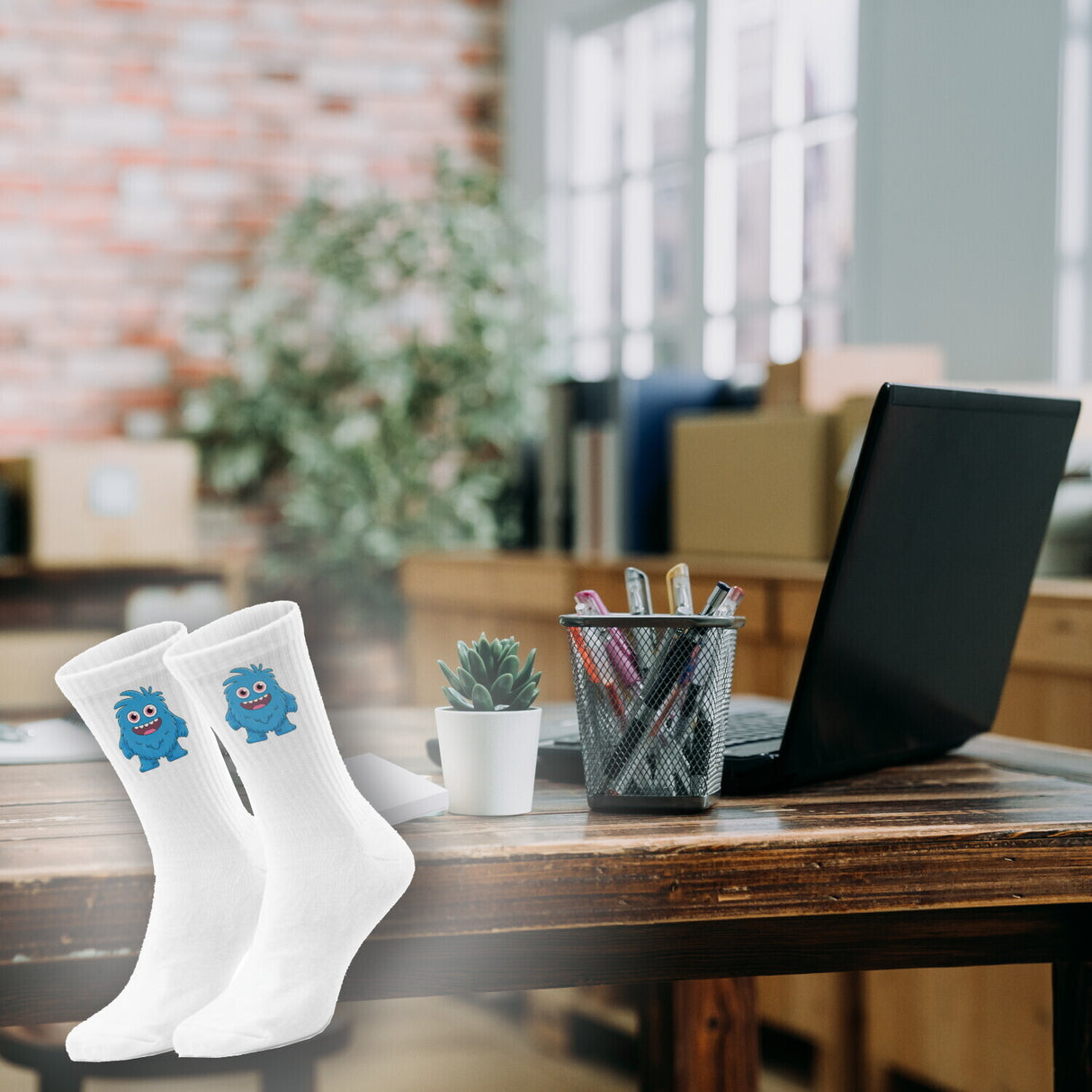 epicsocks Knuddelmonster Blaues Monster Socken in 37-41 im Paar