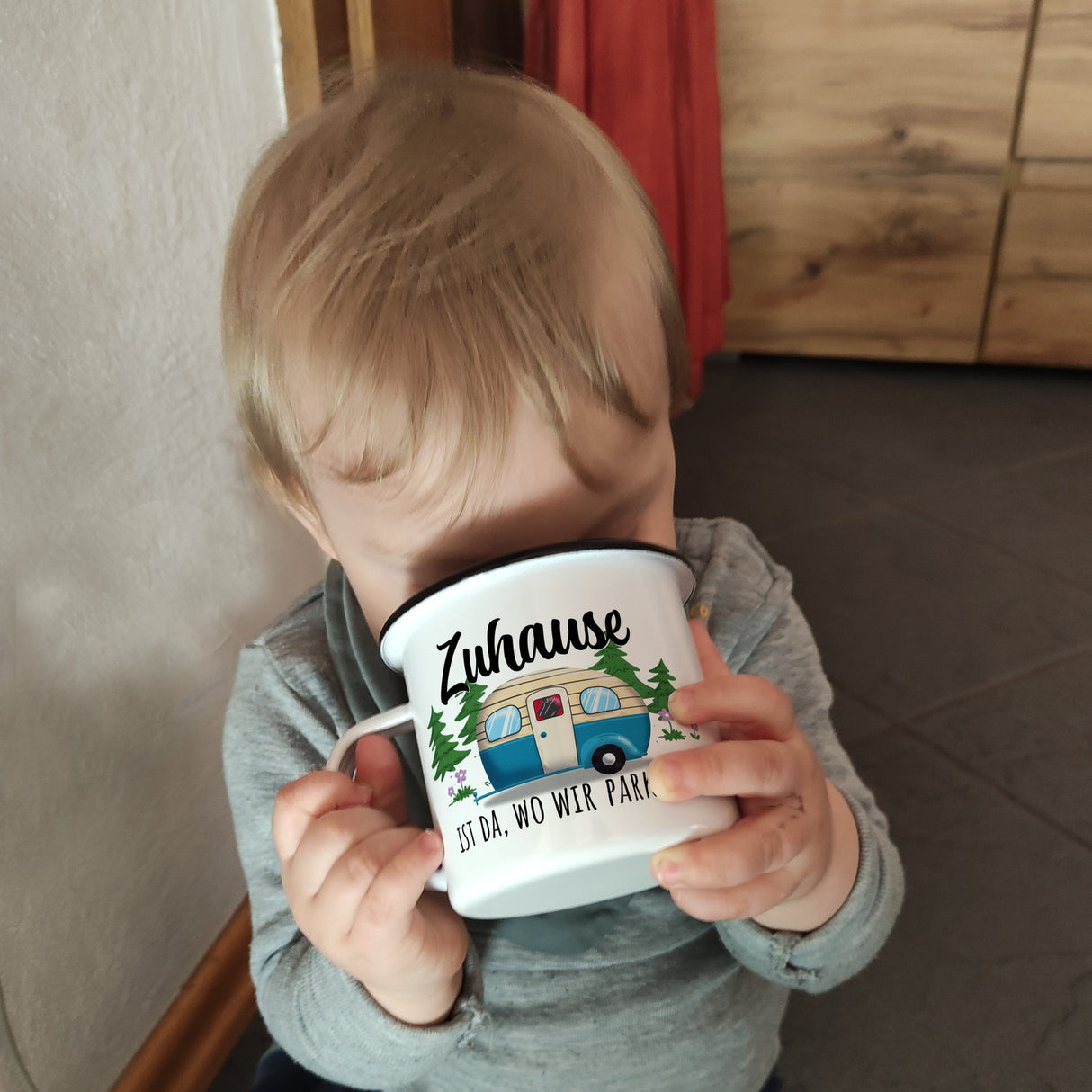 Zuhause ist da, wo wir parken - Camping Emaille Tasse