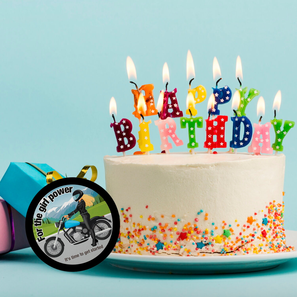 Bikerin Magnet rund mit Spruch: Time to unleash girl power.