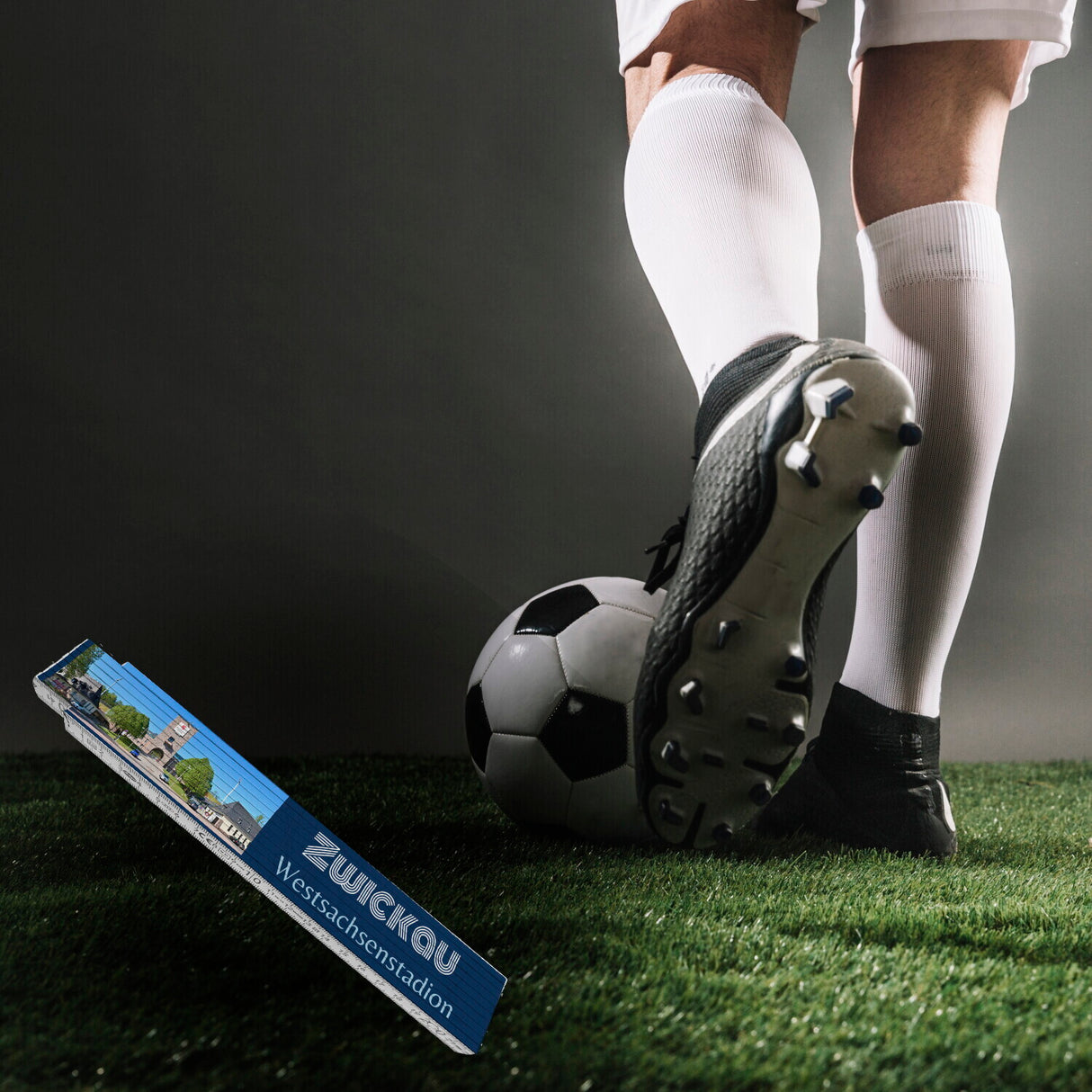 streetline Zwickau Westsachsenstadion Meterstab aus Holz